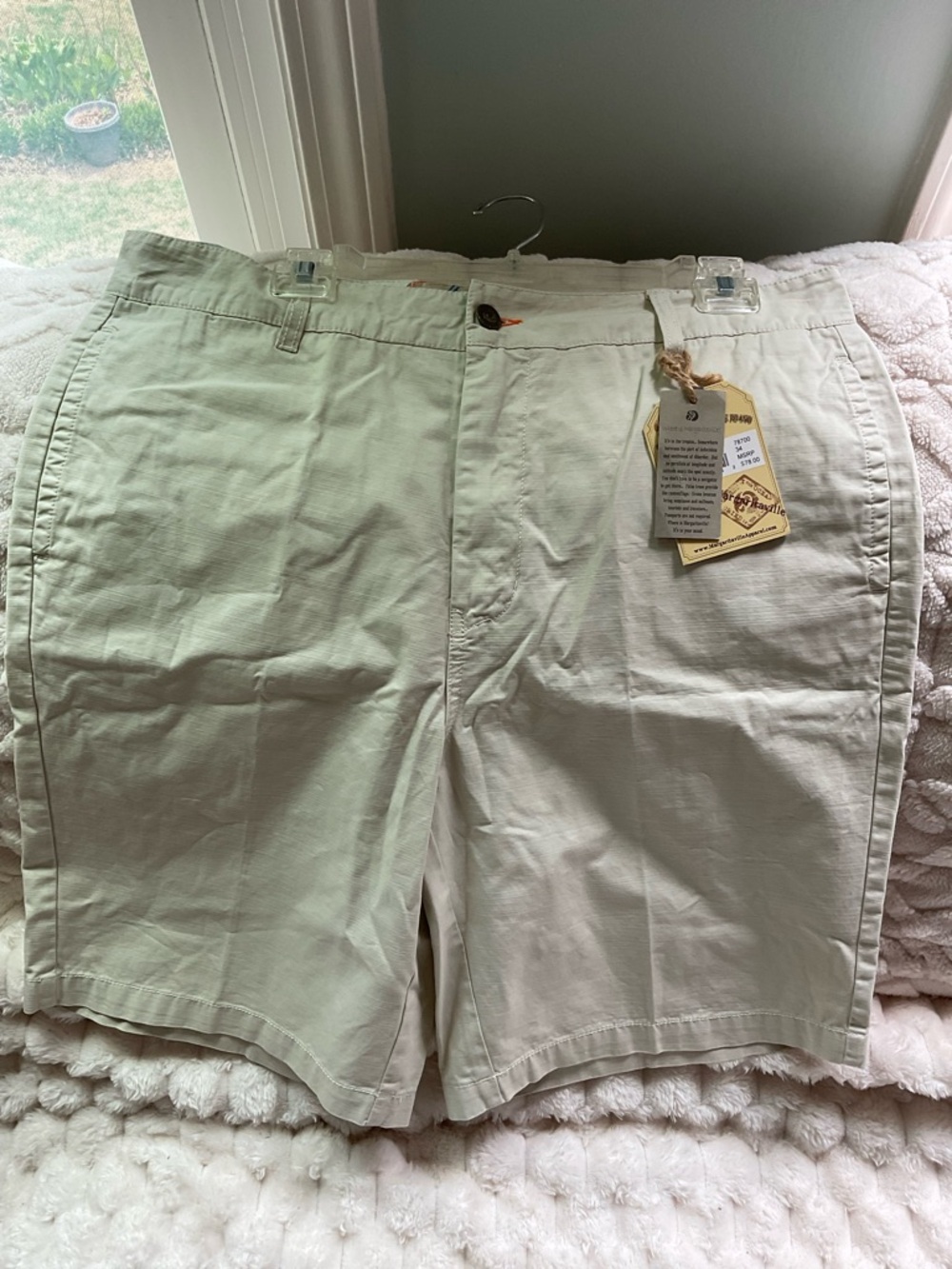Nwt Men's margaritaville Classic Cotton Chino Shorts in Light Beige size 34